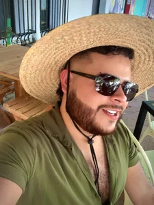 RoyBaker_ This is ROY Foto 7