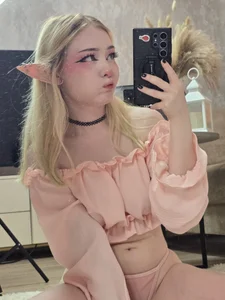 ElswythCovil cute pink elf รูป  5