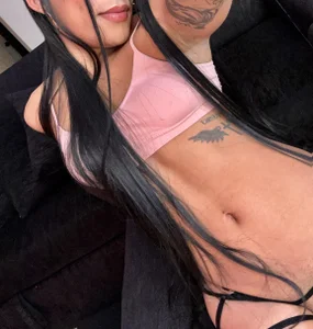 The_queen_of_pleasurePublic Bild