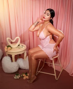 Kleverly_Manson1 Love is my favorite Language 🩷✨ Hình 3