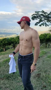 Lucii_fer_: Come with me. ( 2 фото)