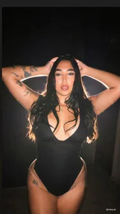 Zdjęcia melanieecox Sexy halloween 🎃:  3