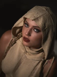 alaia_greyy You know perfectly what I mean with my gaze Immagine  5