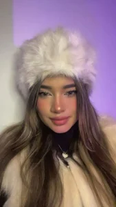 Agata_Laurent_ Public Pic 2