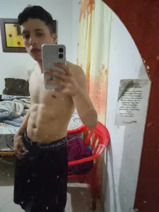 Public de ESTEBAN_2102  3 Imagens