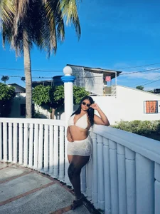 mitschellfox21🤍the white Bild 3