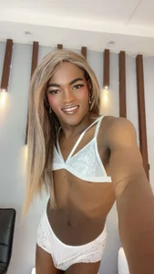 I'm your perfect woman💖 de Hanny_Allin  3 photos