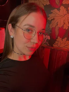 KarenGibbs Public Pic 2