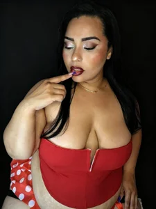 Clarigil Your favorite sexy chubby girl Pic 4