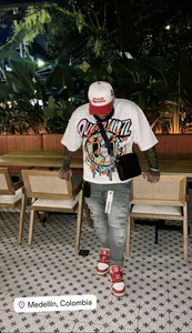 Daddyhonk: Public ( 4 фото)