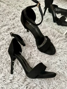 Only1liza 💥 Heels on / off Pic 7