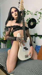 FillDammon: Wait for me I'll be back soon ( 5 фото)