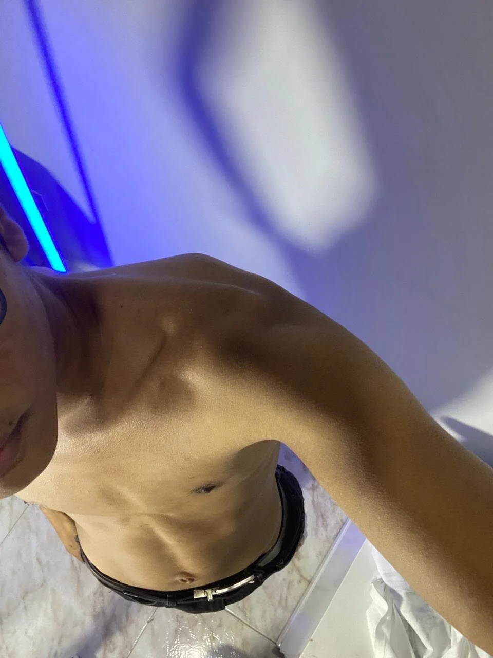 LiamKron Poză populară 3916