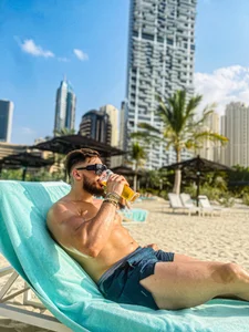 DustinKeent🌟🌟 🌟 Bild 6