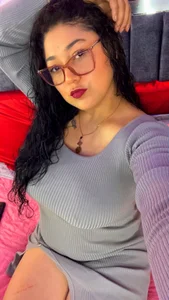 Meikochoe_x A dress, a look, and a great desire to have fun 💜 slika 3