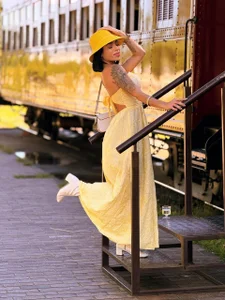 LunahMiller Vacation صورة واحدة|LunahMiller Vacation صورتان|LunahMiller Vacation  2 صور|LunahMiller Vacation  2 صورة