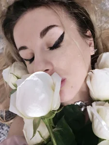 Jackie_Swann love roses Poză