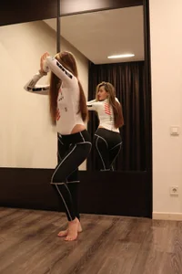 Iren's Iren in jacuzzi Sex Photo 7