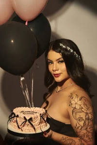 AmyMartinelliHappy birthday for me ❤️‍🩹图片 3