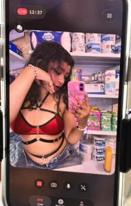 This is for you 🥰🥰 de alana_king7  3 Imagens