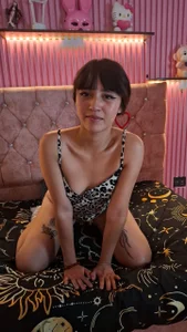 ViolettaKs's XXX Nude Photo 5