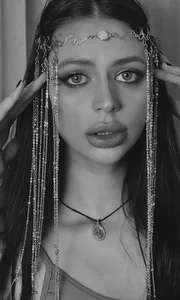 Sofia_Plump Eastern Tales/Sophia and Lisa Pic