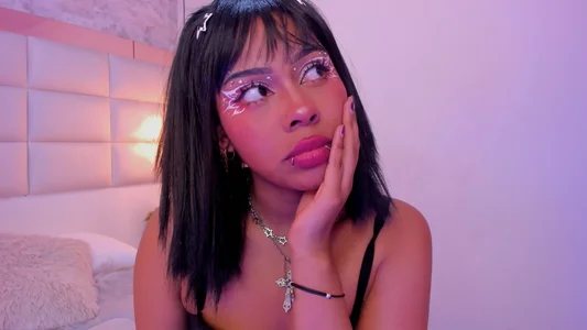 Sofia_clk makeup night (*^▽^*) ✨ Pic