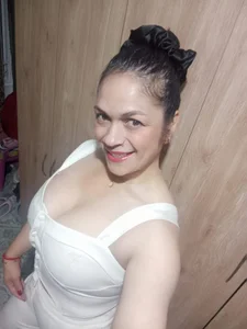 Aliciia_cute1 Starting the year with happy, playful, hot and fun heheheh Bilde