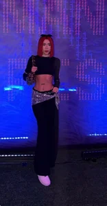MelyTaylor_ Public Billede 3