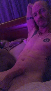 Jonnyboy6492 Late night venturing Pic 3