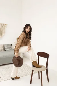 DarsyGrace Delicate cowgirl Pic 2