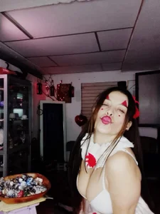 xinamora the moment Foto 2