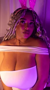 Emy_leon 🐰 Bunny Fever Foto 4