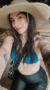 Just__dani: uwu ( 2 фото)