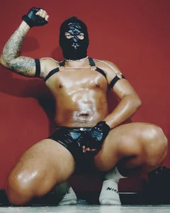 TomLover_12のMASTERの枚の写真