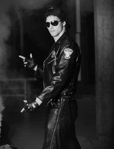 It will be worth wearing this outfit 1800 tokens de dirty-boss  2 Imagens