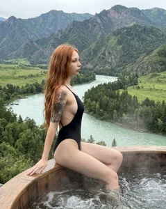 Sienna_Nyx Summer vibrations Pic 6