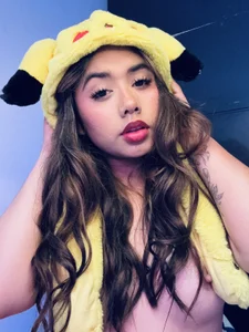 Issie_01 Something sweet🧸 Pic