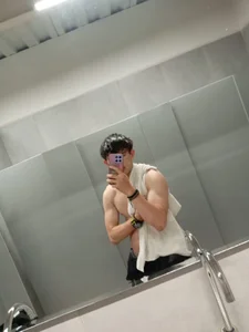 ADAM_CUMS IN THE BATHROOM Kuva 4