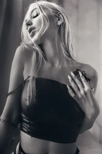 Mila_NoRules Public Hình 8