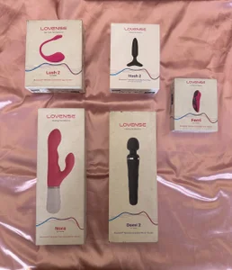 AgathaKondo_ Toys and costumes Foto 4