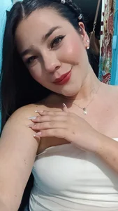 “A little bit of me” de RapunzelHL  3 Imagens