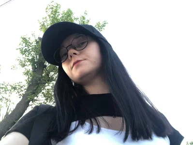 AureaCake Out for a walk🌴 Immagine 