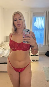 goodgirlisobel Public Foto