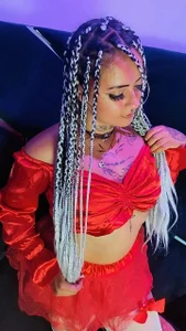 Chloe_Foxx__ Are you ready for Christmas? 🙈 Immagine  4