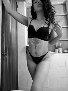 maggiass A LITTLE OF MY LOVE Immagine 