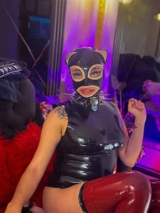 psychodoll_11 I hide my face… not my intentions 😈 사진 2