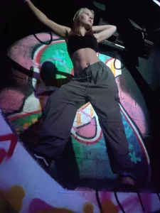 Moon_cutie on party in club Immagine  2