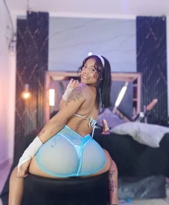 Public od Miia_lopezz_  5 snímek