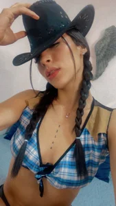Zdjęcia carleee_winter Cowgirl: 